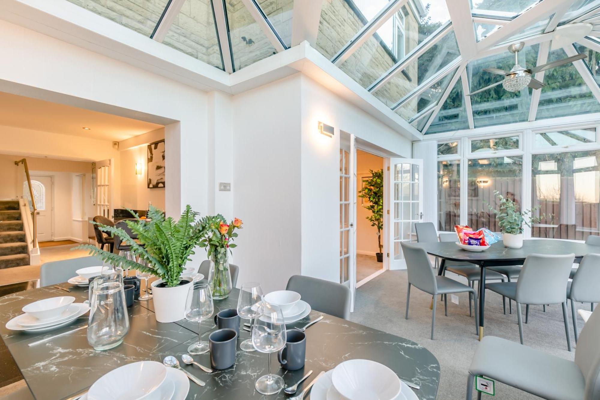 Robinswood House - A Beautiful Family Home Near The Cotswold Gloucester Exterior foto
